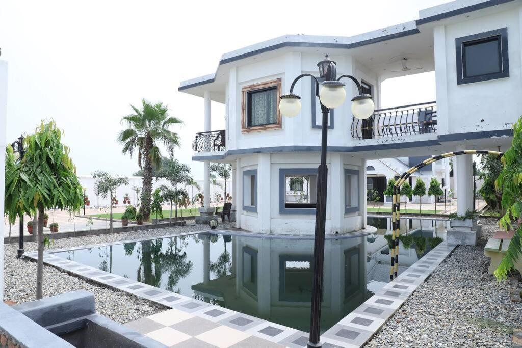 Gill Farm Stay Amritsar Extérieur photo